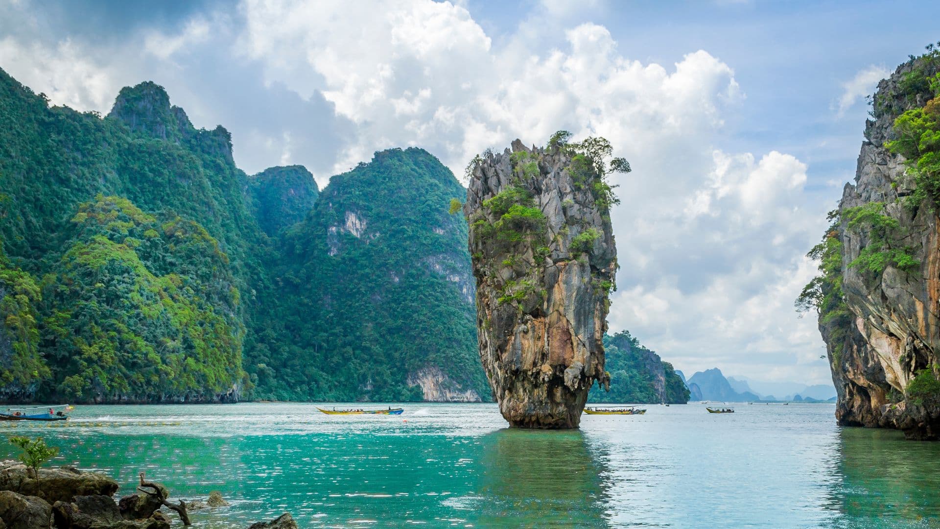 Scenic view of Phang Nga Bay